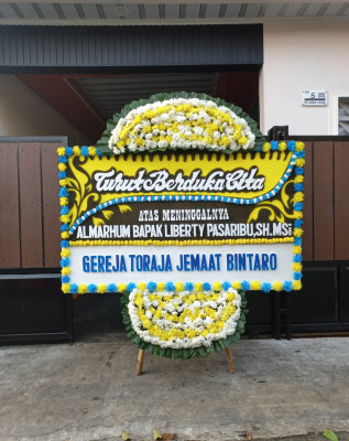Papan Bunga Duka di Kejambon